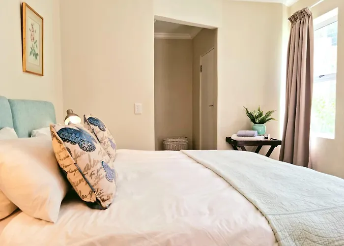 Beach Apartment On Bikini Beach, Sleeps 4.