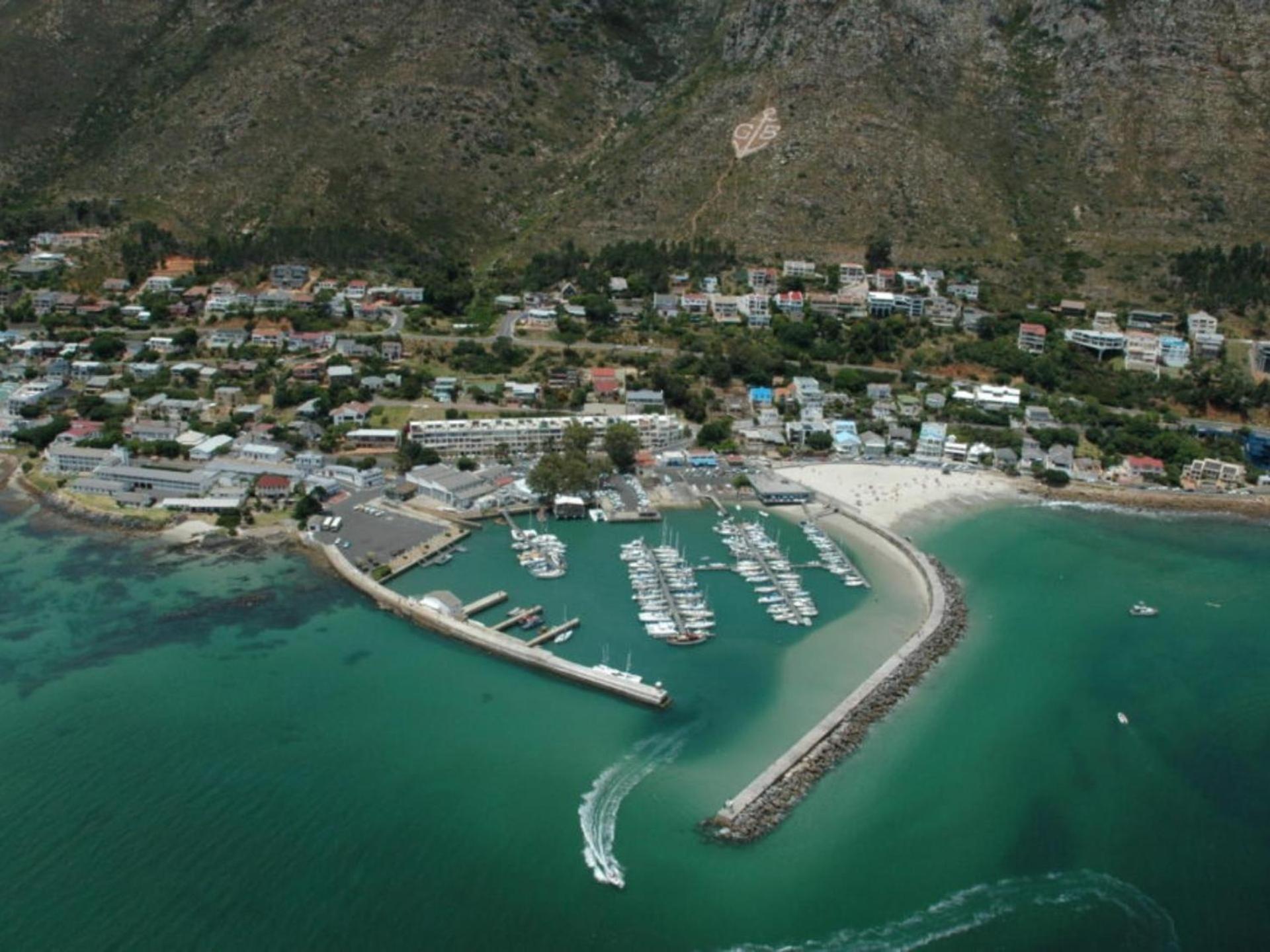 On Bikini Beach, Sleeps 4. * Le Cap