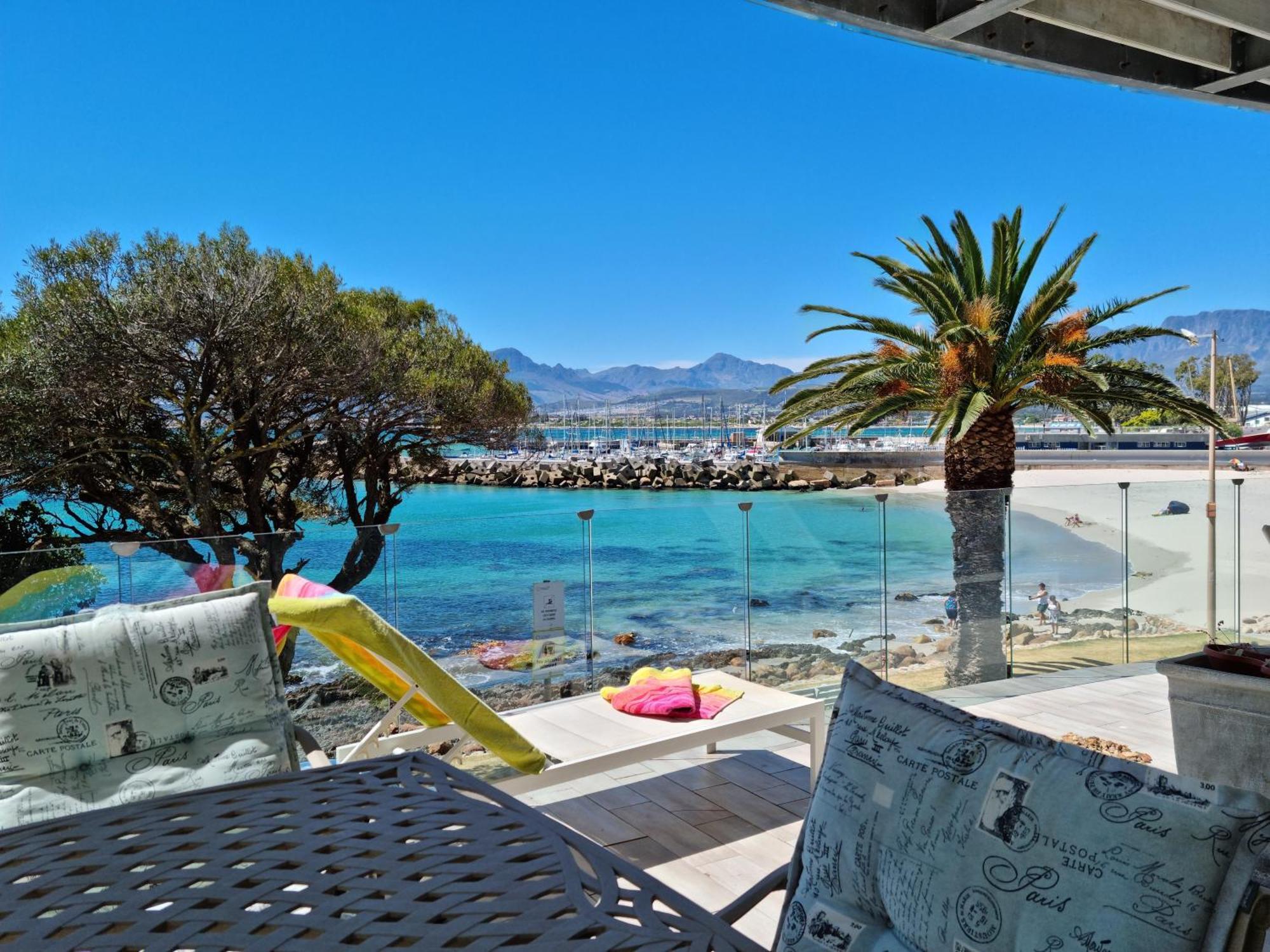 On Bikini Beach, Sleeps 4.